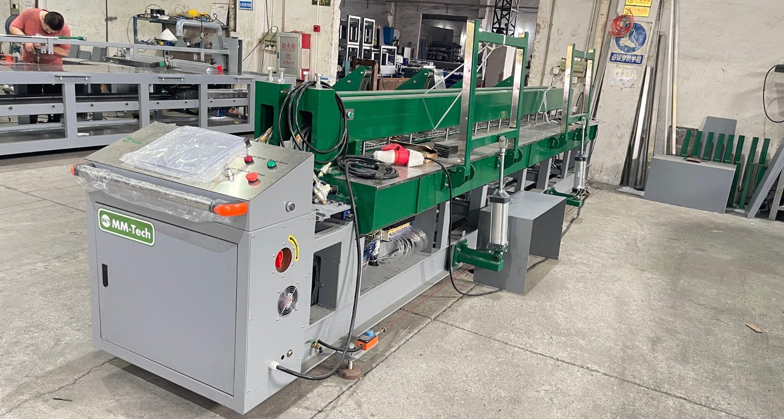 SWT-PZ4000 sheet butt fusion & bending welding machine.jpg